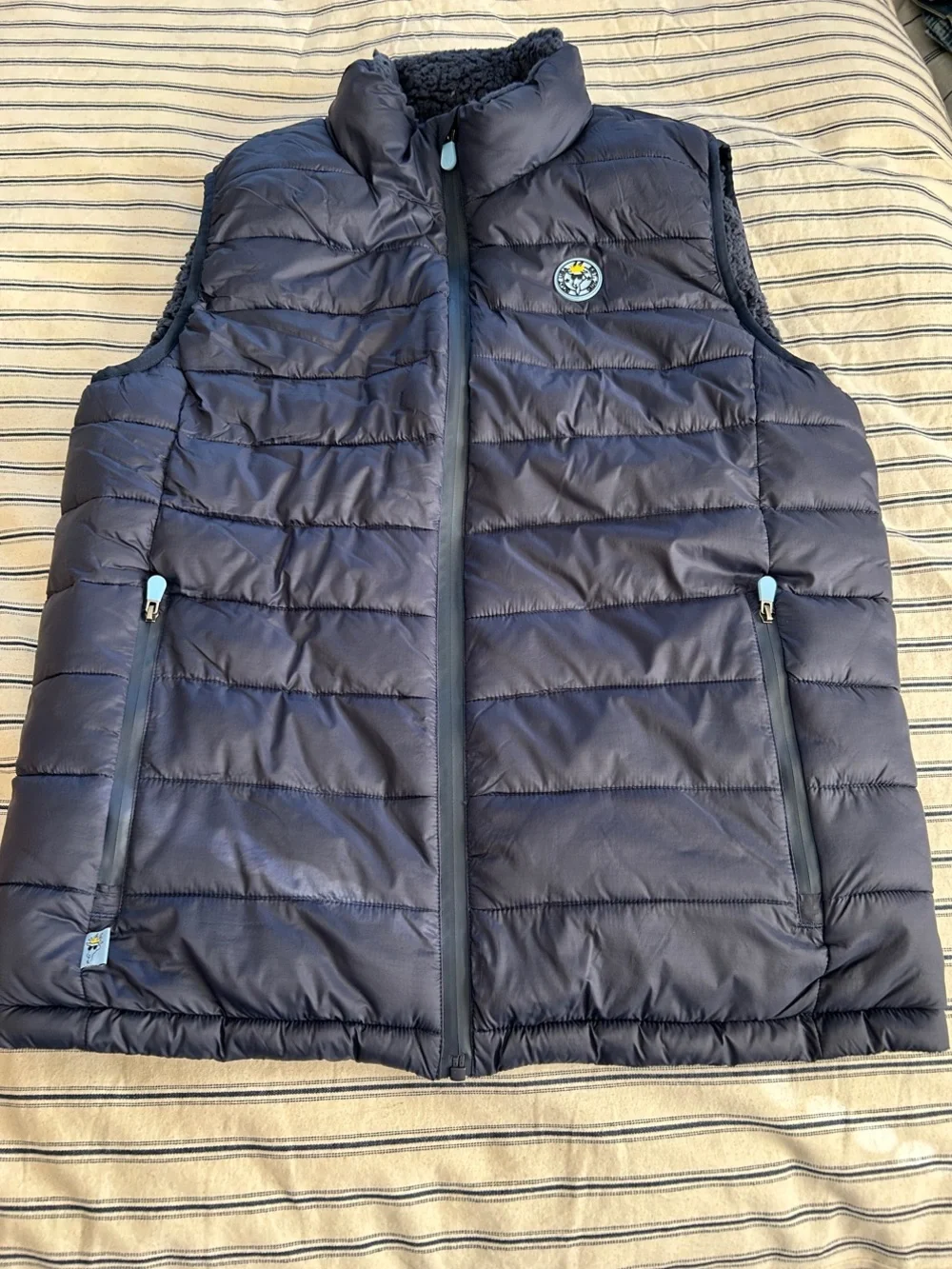 EUC Goat USA S Men's Dark Navy Puffer Vest
